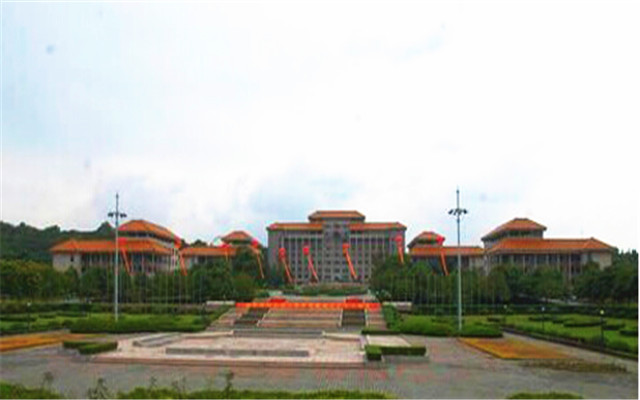 BB贝博登录艾弗森:热搜好房！石家庄绿城御河上院售楼处发布楼盘概况营销中心！